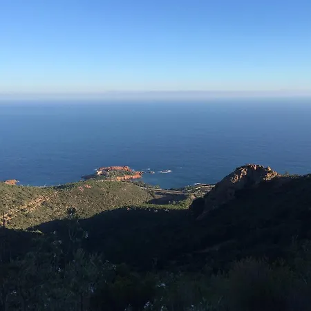 Amazing View Port And Garage Апартаменты